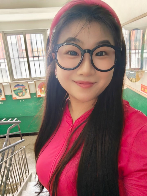 颂宜的第一张照片--丽江认干亲服务网